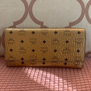 MCM Visetos Leather Trifold Metallic Wallet